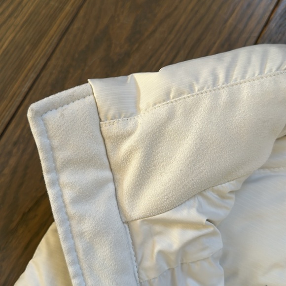 The North Face Nuptse 2 Down Vest - Picture 7 of 9